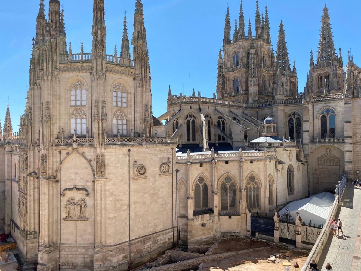 Contemplando La Catedral By Exclusive Burgos Apartments מראה חיצוני תמונה